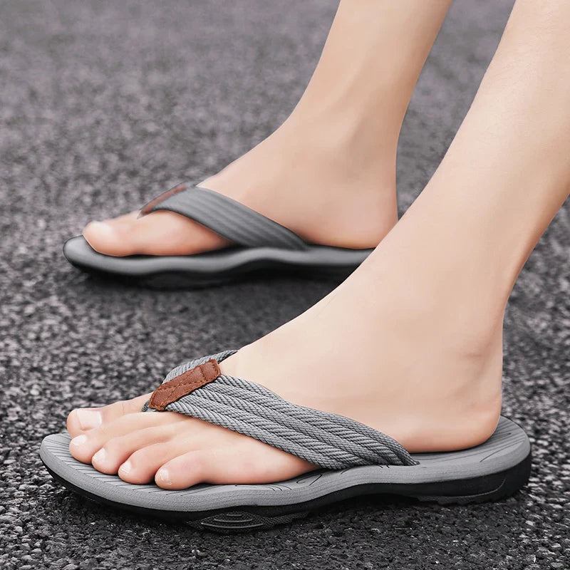 Chinelos masculinos verão flip flops marca moda ao ar livre confortável casual slides sapatos antiderrapantes sandálias de praia 6 cores
